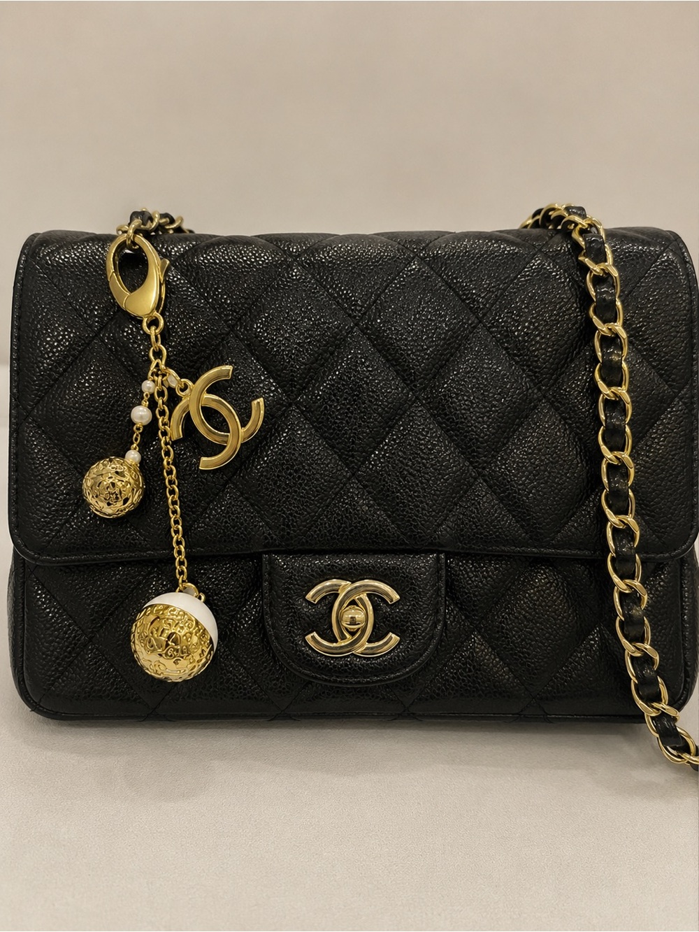 CHANEL Gold Purse /Key Charm